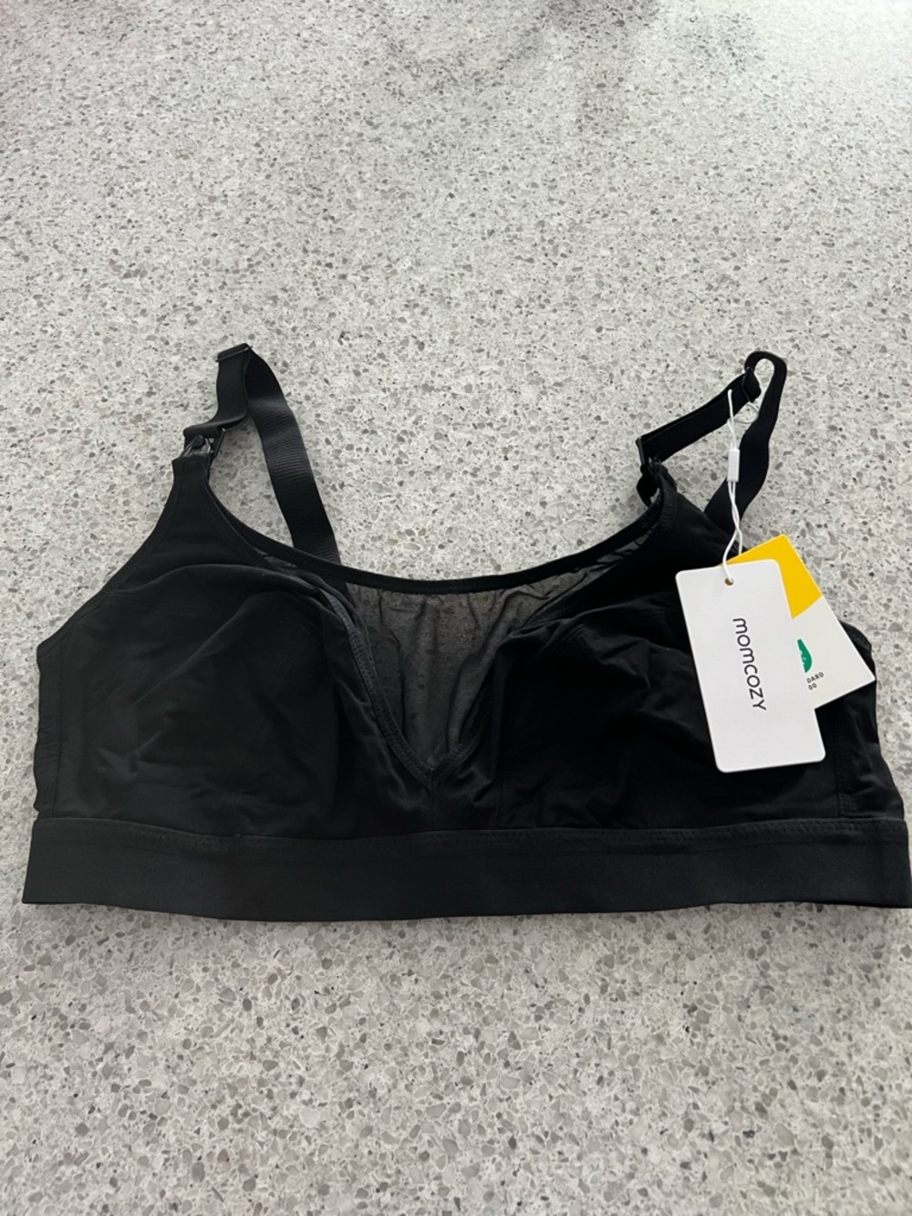 Hands-Free Black Maternity Pumping Bra - Picture 2 of 3